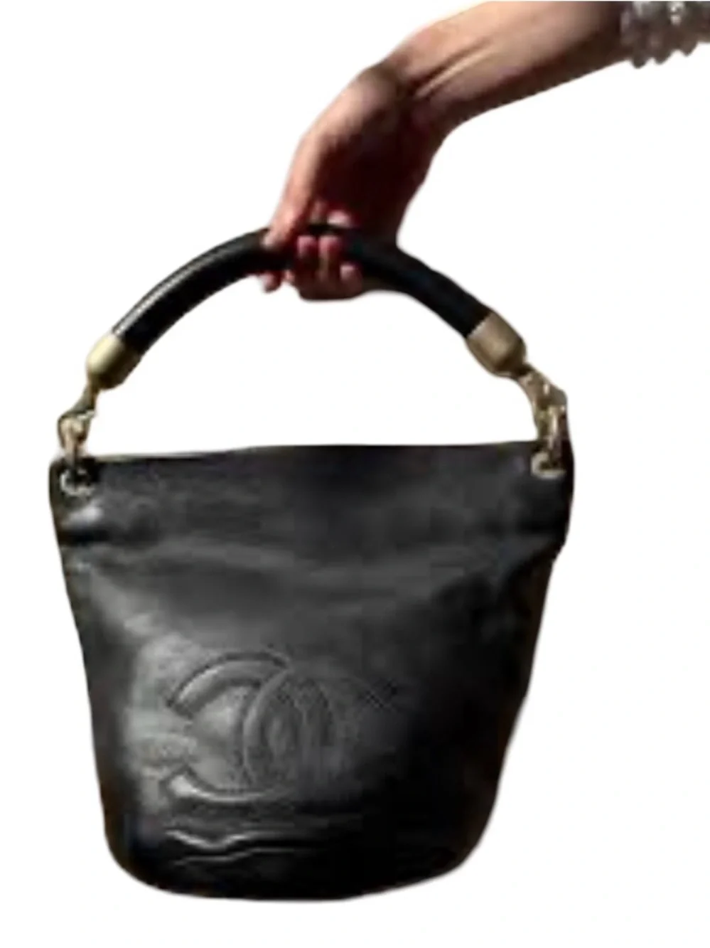 CHANEL CC LOGO BUCKET BAG IN BLACK LAMBSKIN LEATHER